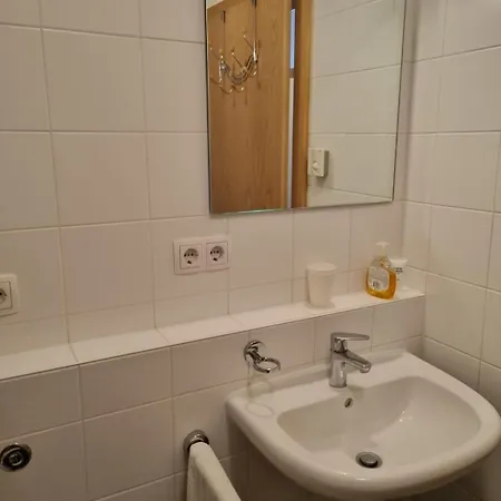 Martina 1 アパート ラウリス