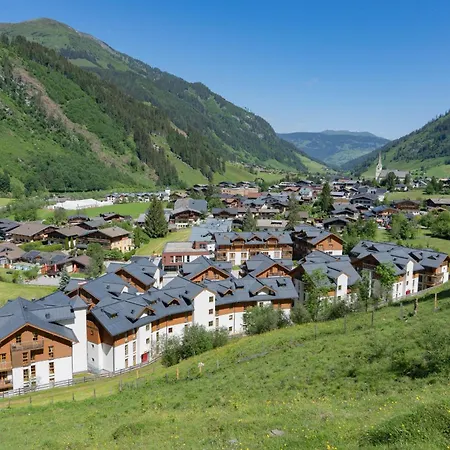 Martina 1 アパート ラウリス